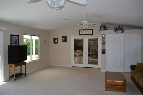 1873 Strauss Ln, Redding, CA 96003 photo 6