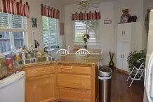 2530 Corona St, Redding, CA 96002 photo 3