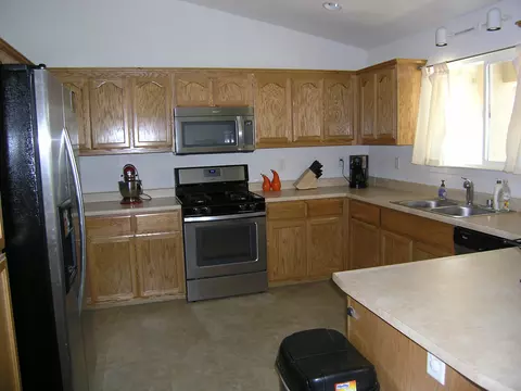 4582 Cerro Ln, Redding, CA 96001 photo 5