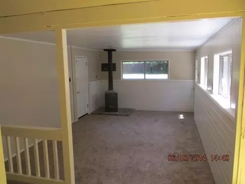 2535 Star Dr, Redding, CA 96001 photo 9