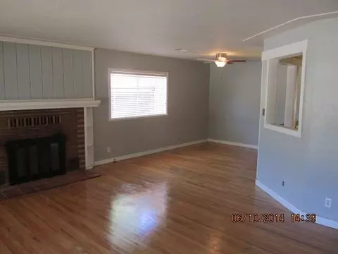 2535 Star Dr, Redding, CA 96001 photo 3