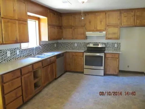 2535 Star Dr, Redding, CA 96001 photo 8