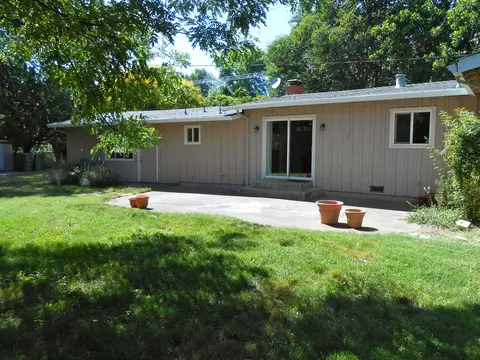2885 Sacramento Dr, Redding, CA 96001 photo 31