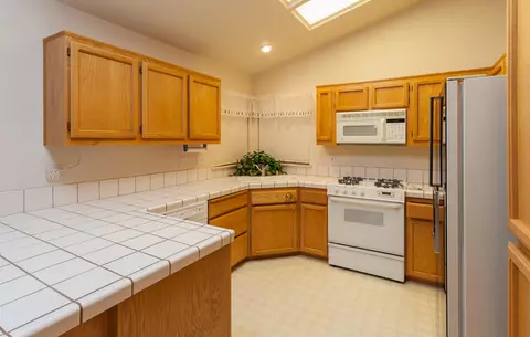4851 Tralee Ln, Redding, CA 96001 photo 8