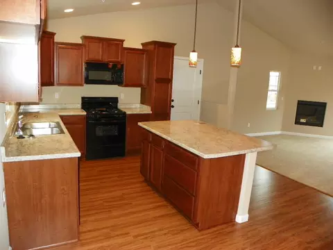 5678 Constitution, Redding, CA 96003 photo 4