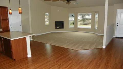 5678 Constitution, Redding, CA 96003 photo 2
