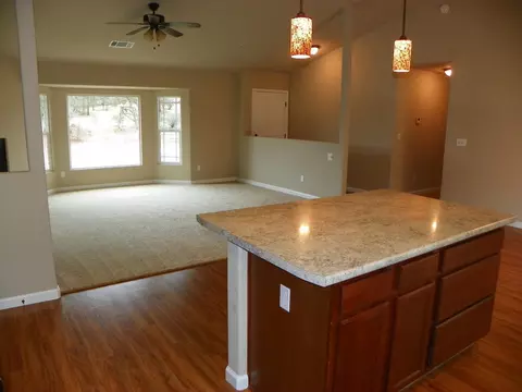 5678 Constitution, Redding, CA 96003 photo 5