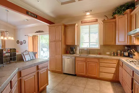 1968 Dellwood Dr, Redding, CA 96003 photo 6