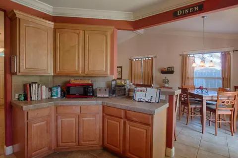 1968 Dellwood Dr, Redding, CA 96003 photo 7