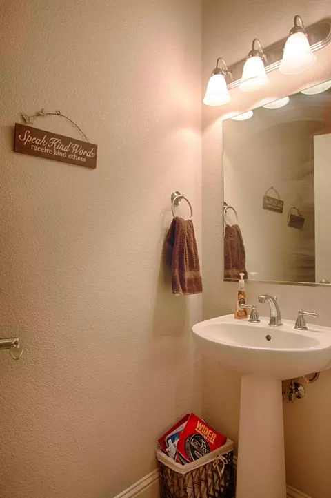 1968 Dellwood Dr, Redding, CA 96003 photo 22