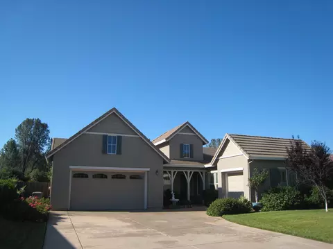 4433 Chinook Dr, Redding, CA 96002 photo 1