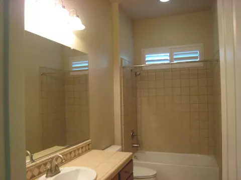 4433 Chinook Dr, Redding, CA 96002 photo 4