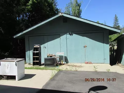 19794 Ponderosa Rd, Redding, CA 96003 photo 2