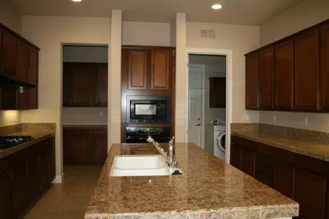 672 Rivercrest, Redding, CA 96002 photo 7