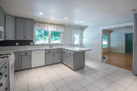 4851 Pheasant Dr, Anderson, CA 96007 photo 4