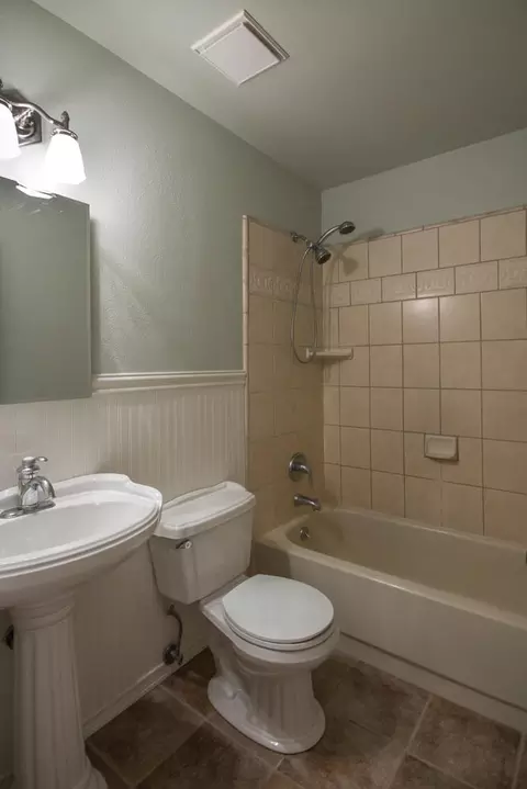 4851 Pheasant Dr, Anderson, CA 96007 photo 13