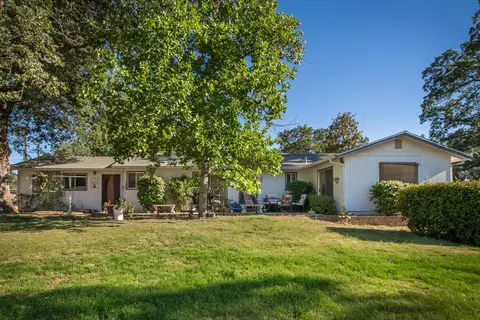 21136 Joanna Way, Redding, CA 96003 photo 2