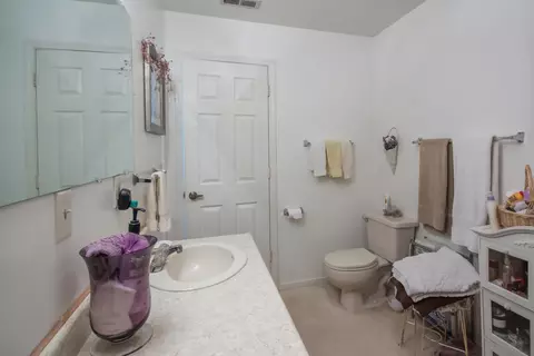 21136 Joanna Way, Redding, CA 96003 photo 10