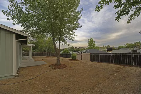 912 Partridge Dr, Redding, CA 96003 photo 16