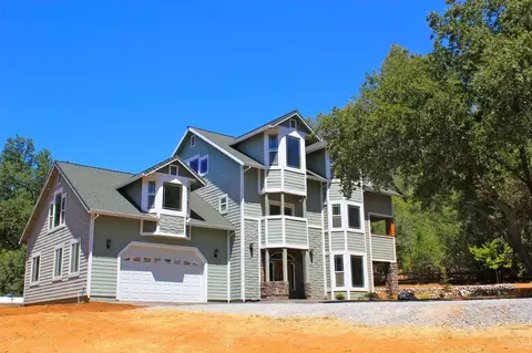 14540 Bass Dr, Redding, CA 96003 photo 1