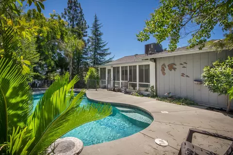 3738 Westgate Ave, Redding, CA 96001 photo 2