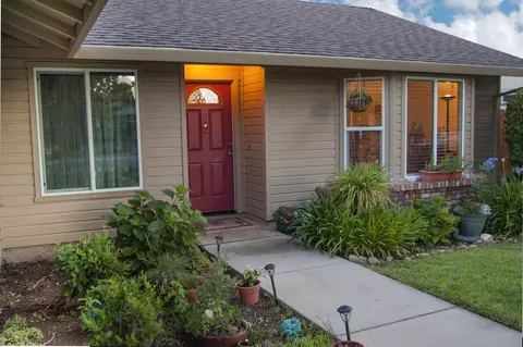 1833 Trumpet Dr, Redding, CA 96003 photo 3