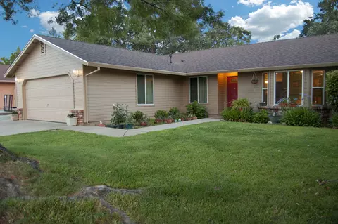 1833 Trumpet Dr, Redding, CA 96003 photo 1