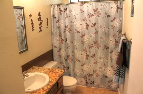 6763 Creekside St, Redding, CA 96001 photo 3