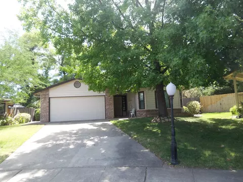 2158 Renoir Path, Redding, CA 96001 photo 1