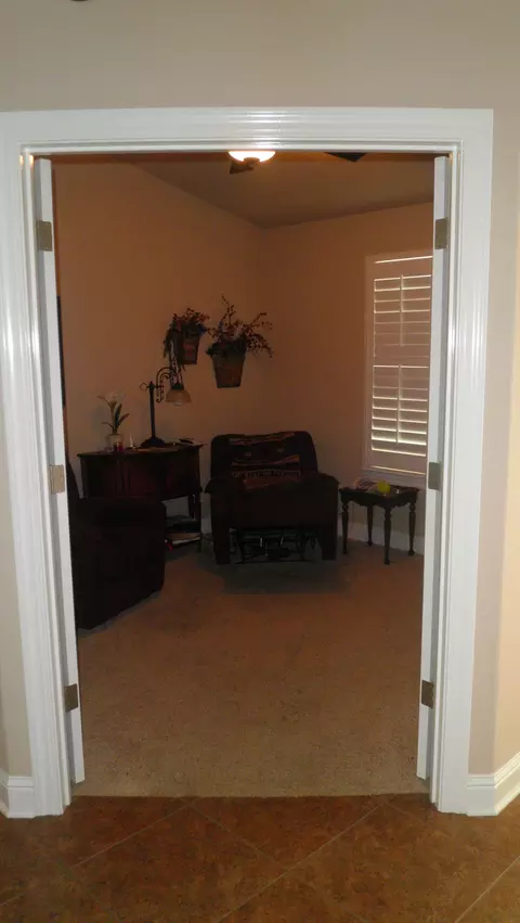 7290 Legacy Ct, Redding, CA 96001 photo 11