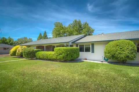 7226 Encina Dr, Redding, CA 96002 photo 2