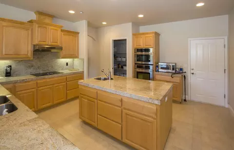 478 Spire Point Dr, Redding, CA 96003 photo 7