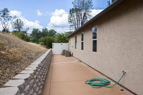 478 Spire Point Dr, Redding, CA 96003 photo 31