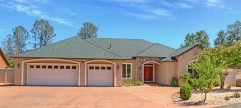 478 Spire Point Dr, Redding, CA 96003 photo 2
