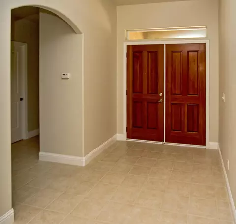 478 Spire Point Dr, Redding, CA 96003 photo 3