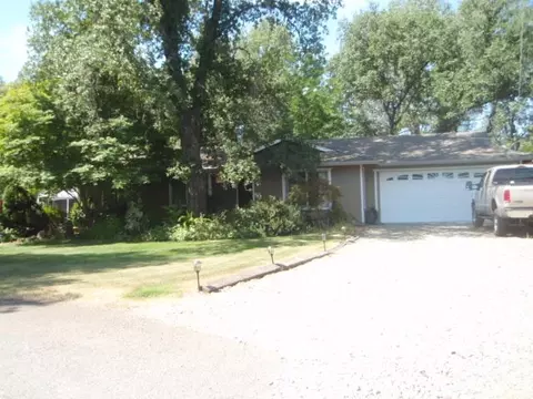 19009 Snowflake Ln, Redding, CA 96003 photo 1