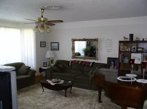 1187 Ledell Dr, Redding, CA 96002 photo 7