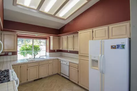 3764 Siskiyou St, Redding, CA 96001 photo 9