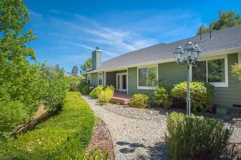 3764 Siskiyou St, Redding, CA 96001 photo 15