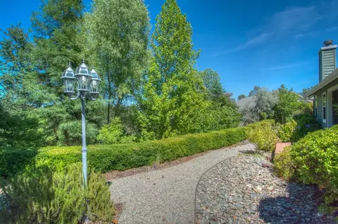 3764 Siskiyou St, Redding, CA 96001 photo 13
