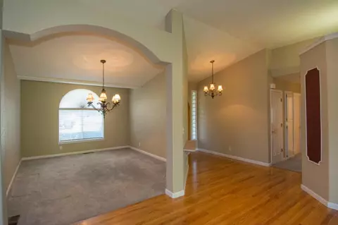 3764 Siskiyou St, Redding, CA 96001 photo 4