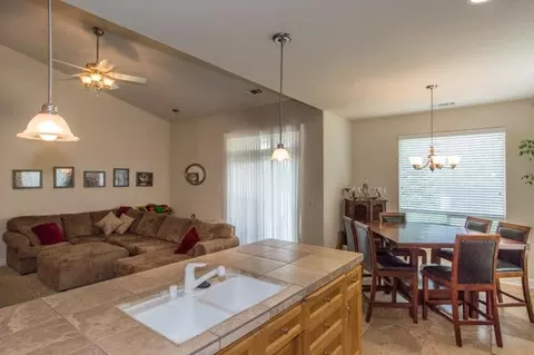 601 San Gabriel St, Redding, CA 96003 photo 8