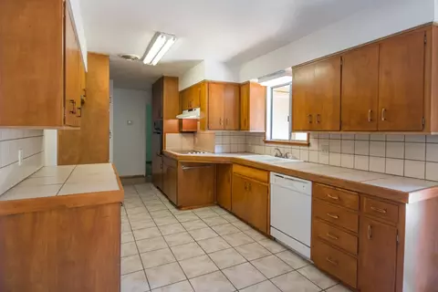 3020 Winding Way, Redding, CA 96003 photo 4