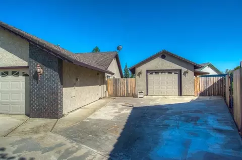 2265 Oshea Cir, Redding, CA 96003 photo 2