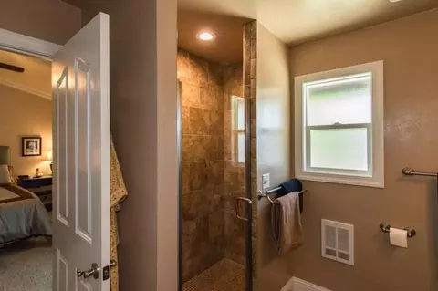 2265 Oshea Cir, Redding, CA 96003 photo 17