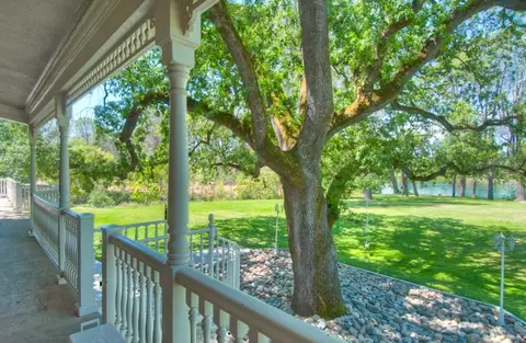 3356 Wilshire Dr, Redding, CA 96002 photo 12
