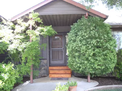 1926 Kinvarra Way, Redding, CA 96001 photo 2