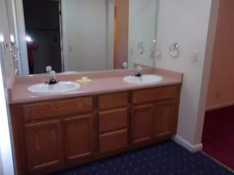 3390 Landmark Ct, Redding, CA 96003 photo 8