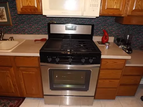 2345 Beverly Dr, Redding, CA 96002 photo 7