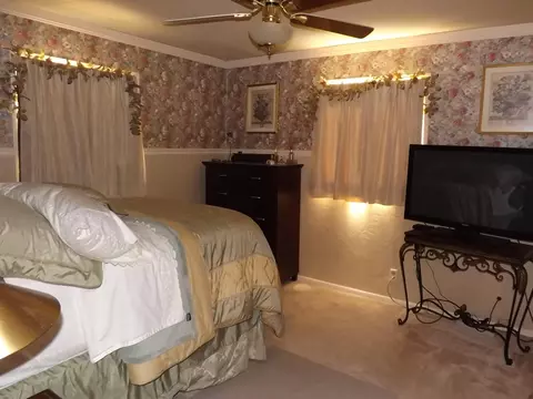 2345 Beverly Dr, Redding, CA 96002 photo 11